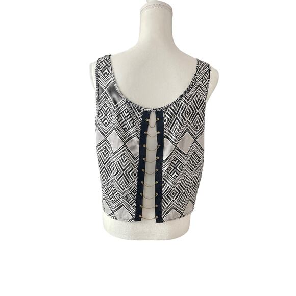 2B Bebe Geometric Crop Flowy Black White Gold Chain Top Size Large Y2K - Picture 3 of 9